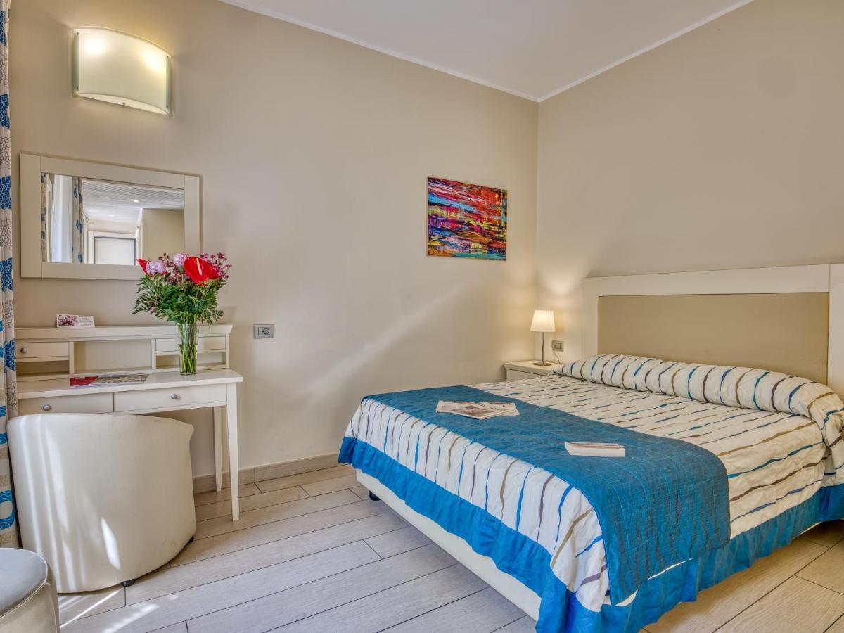 Hotel Ariston And Palazzo Santa Caterina Таормина Экстерьер фото