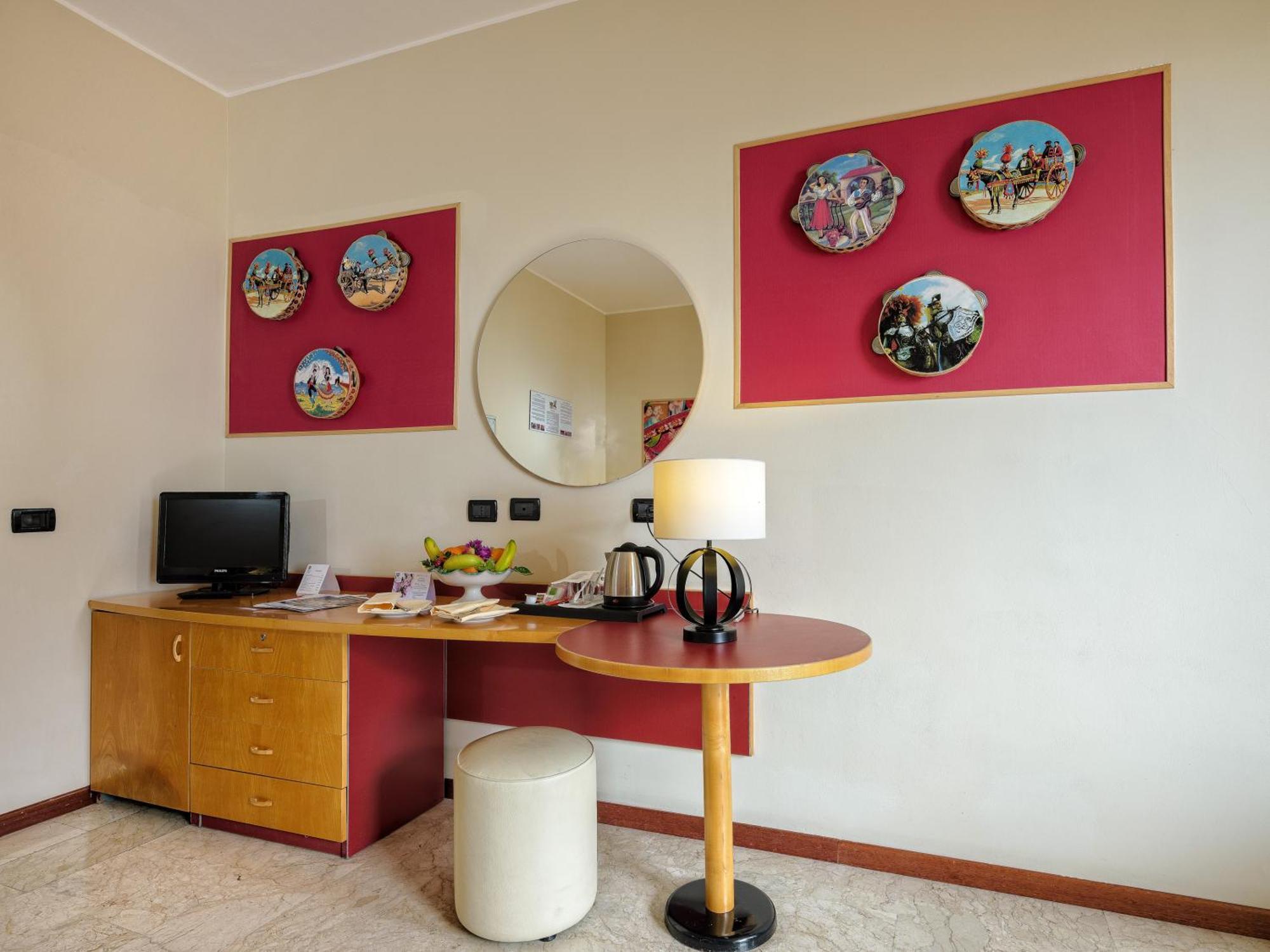 Hotel Ariston And Palazzo Santa Caterina Таормина Номер фото
