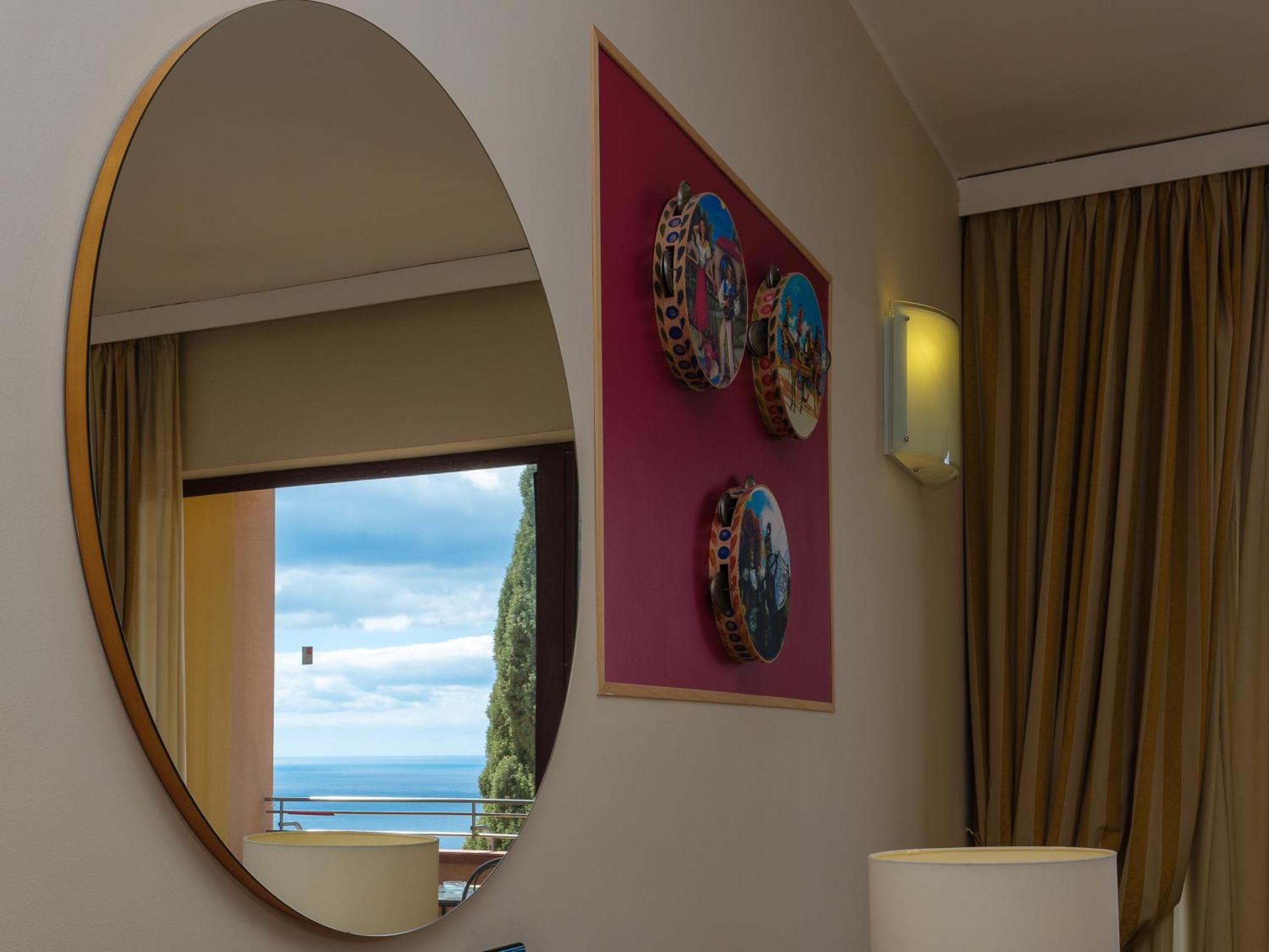 Hotel Ariston And Palazzo Santa Caterina Таормина Номер фото